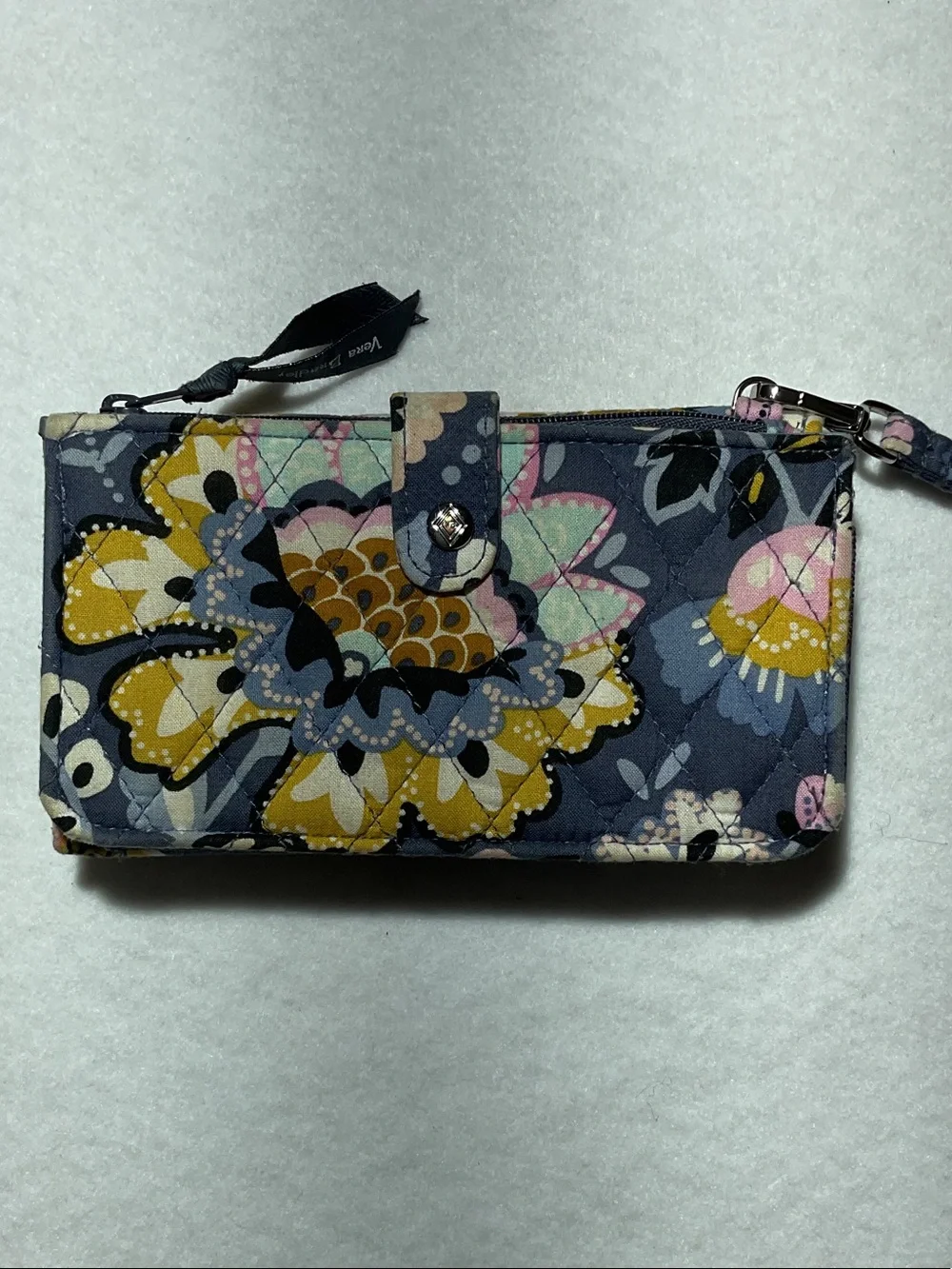 RETIRED!! Vera Bradley Purple Gray Floral Quilted Wristlet Wallet